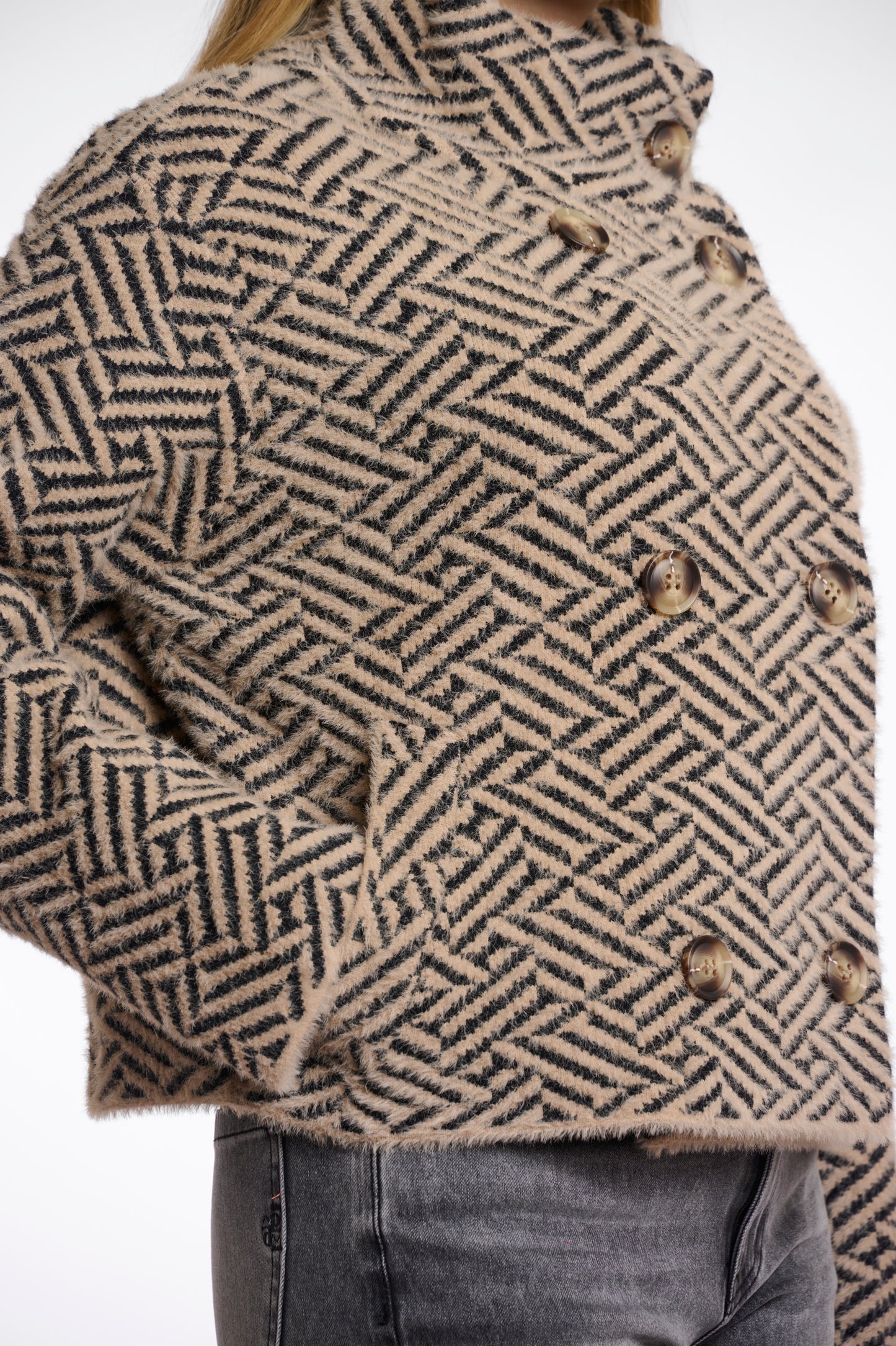 Short double breasted jacket