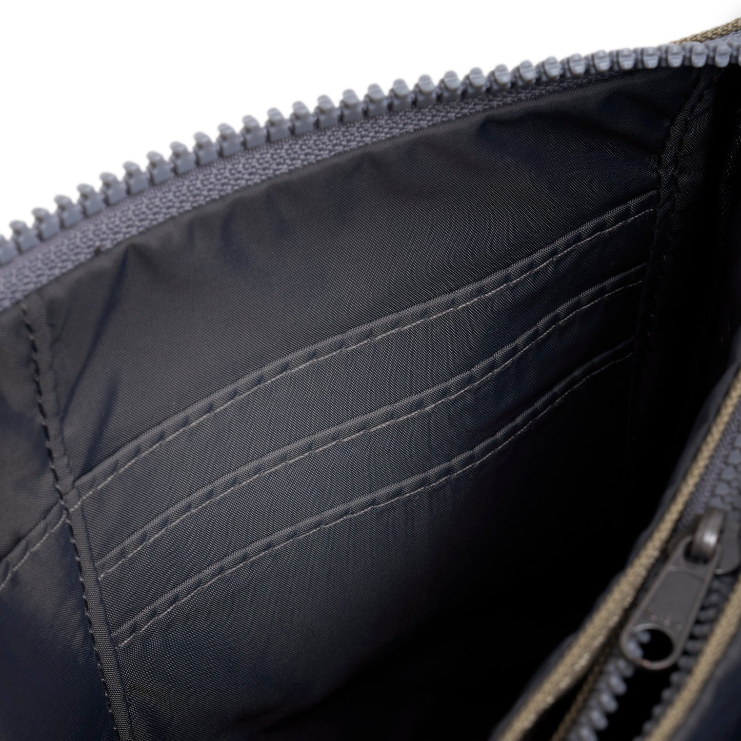 Carnaby XL Crossbody Bag in Taupe