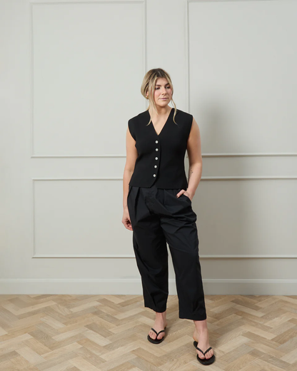 Peta Waistcoat Black M/L