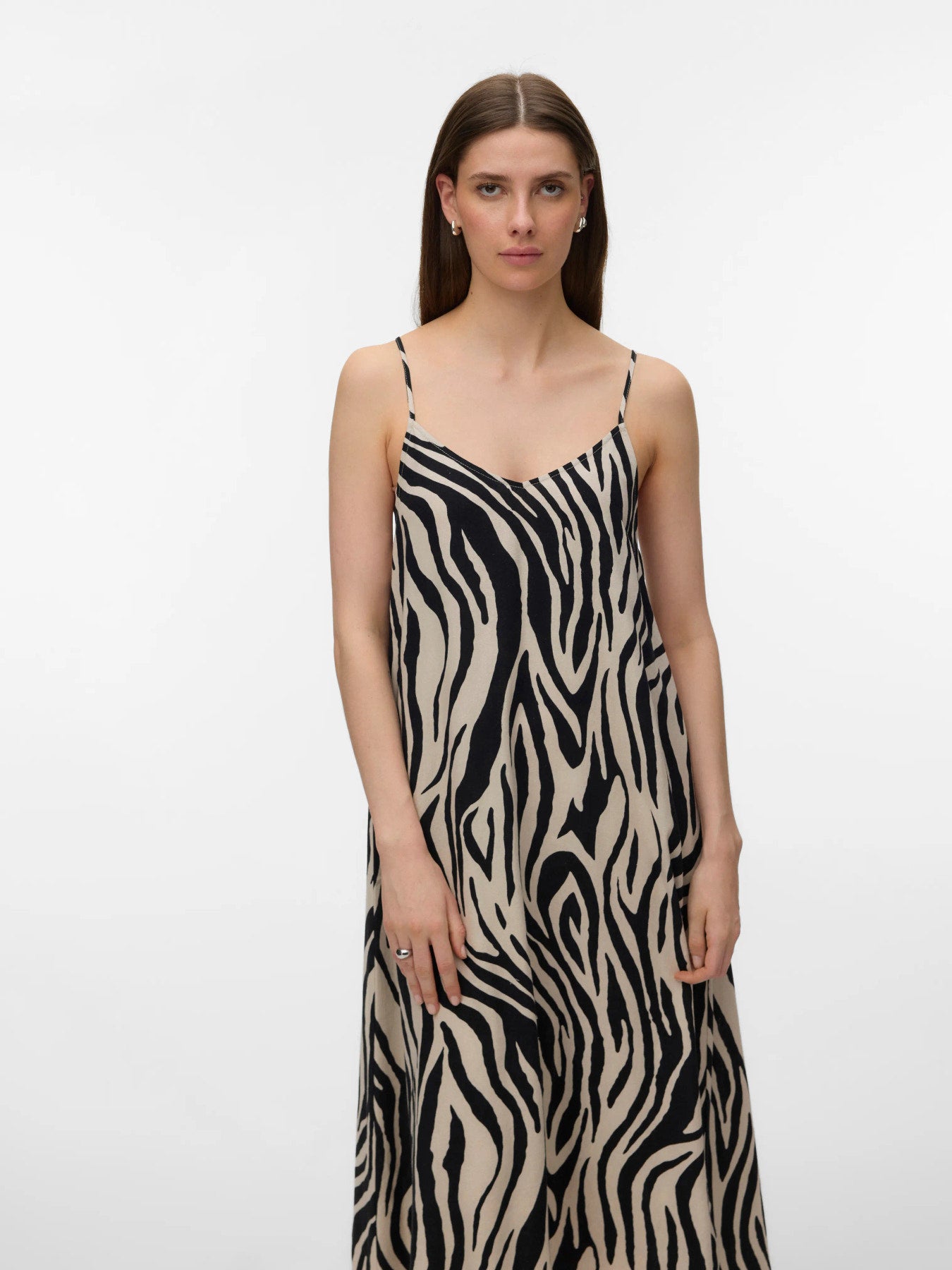 Jesmilo Midi Dress