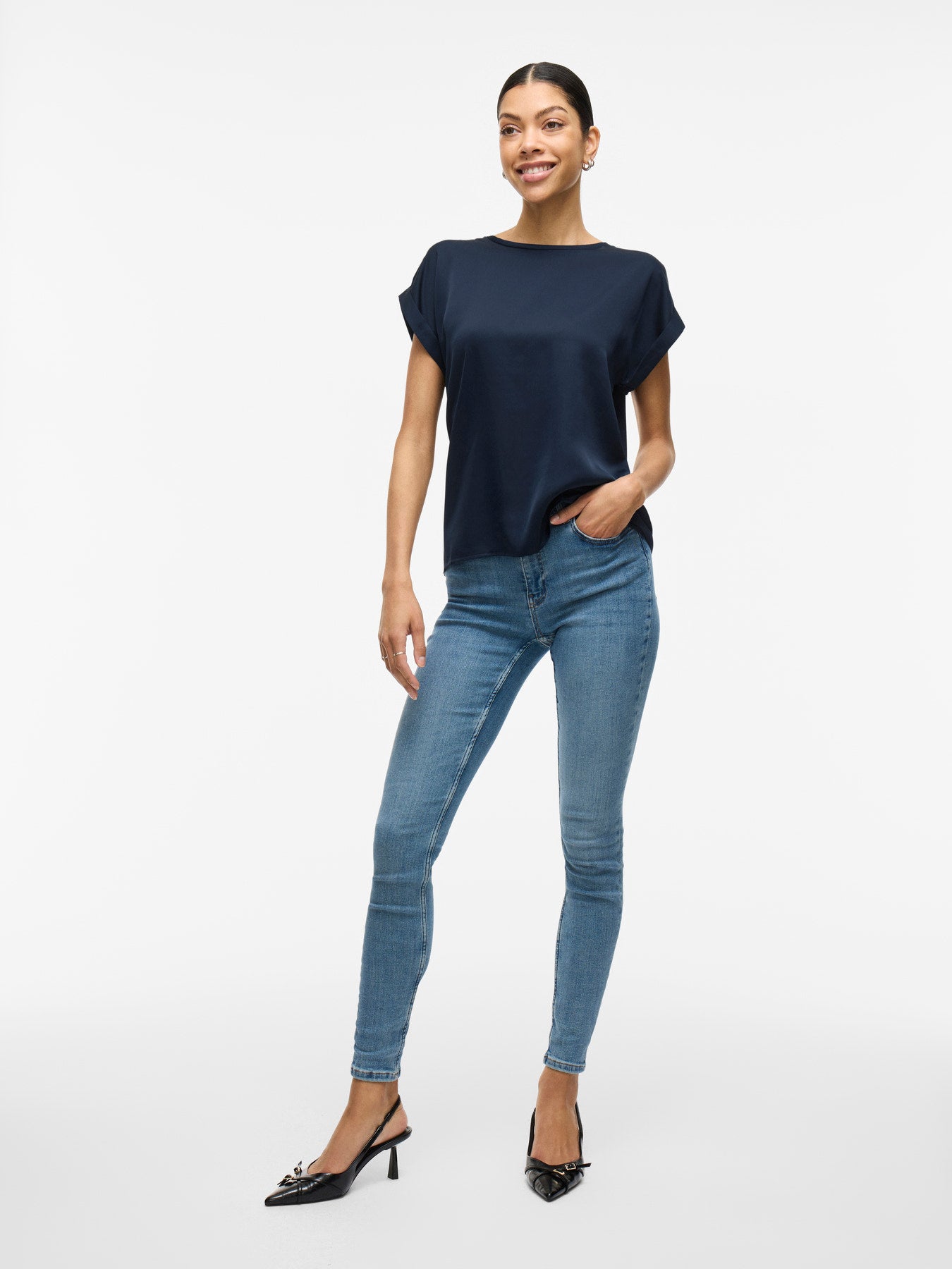 VIELLETTE SHORT SLEEVED TOP