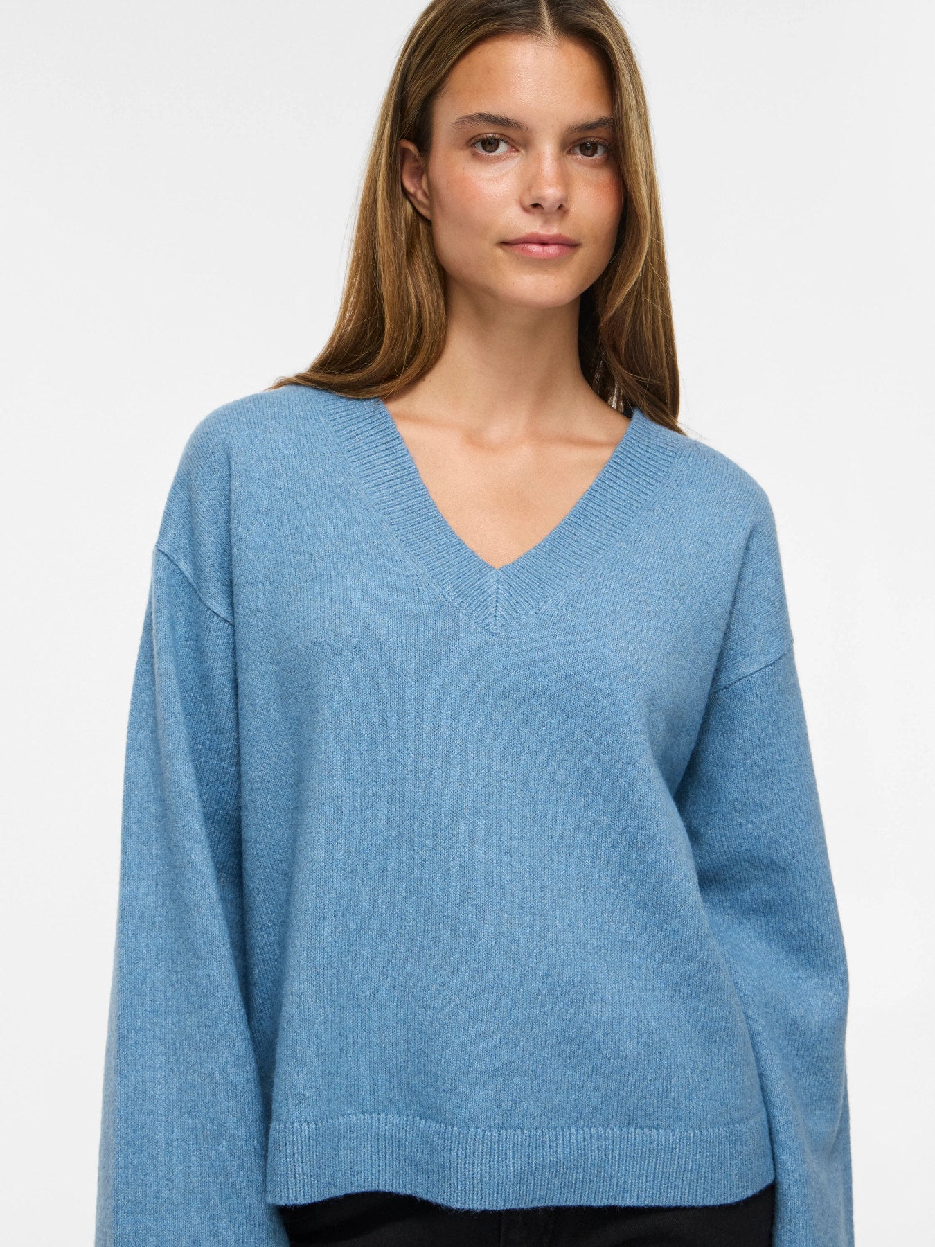 Liga Long Sleeve V-Neck Knit Top