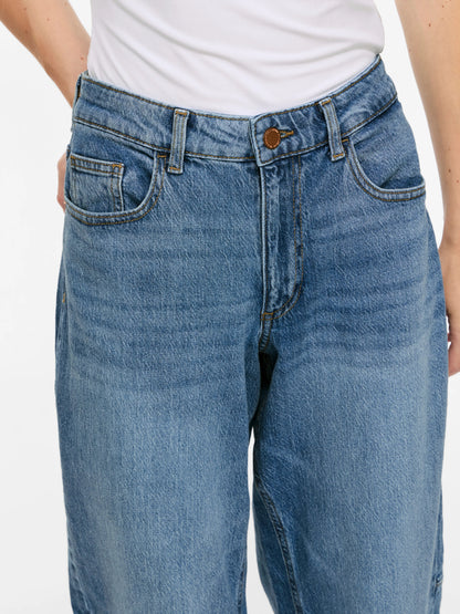 Brady Barrel Denim Jean