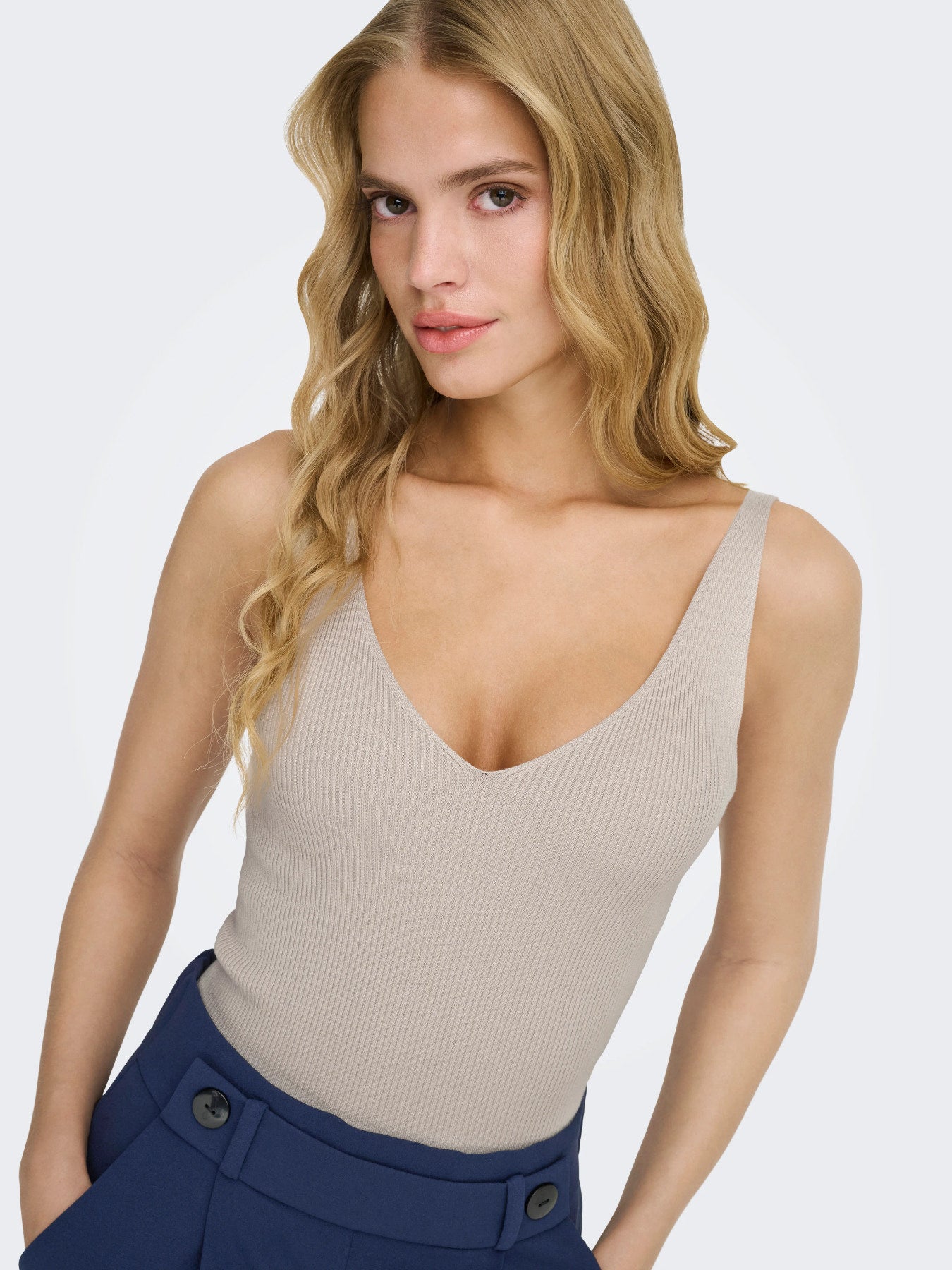 Knitted Sleeveless Top