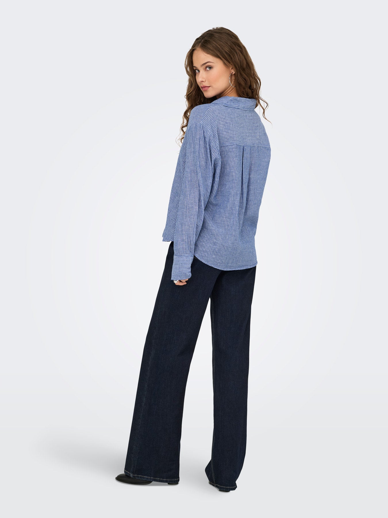 Mila Long Sleeve Loose Shirt