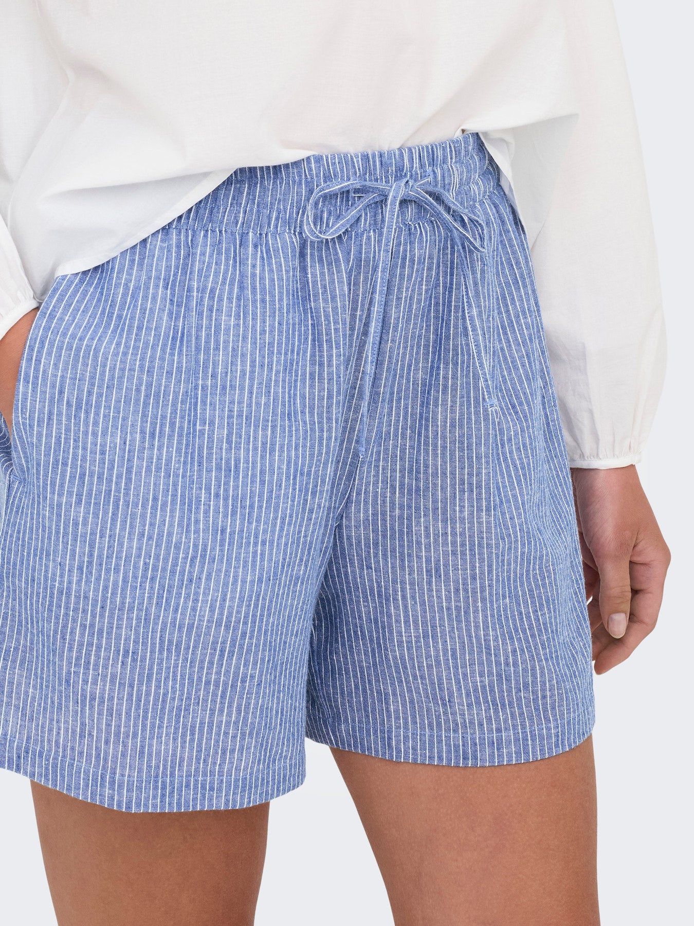 Mila Linen Shorts
