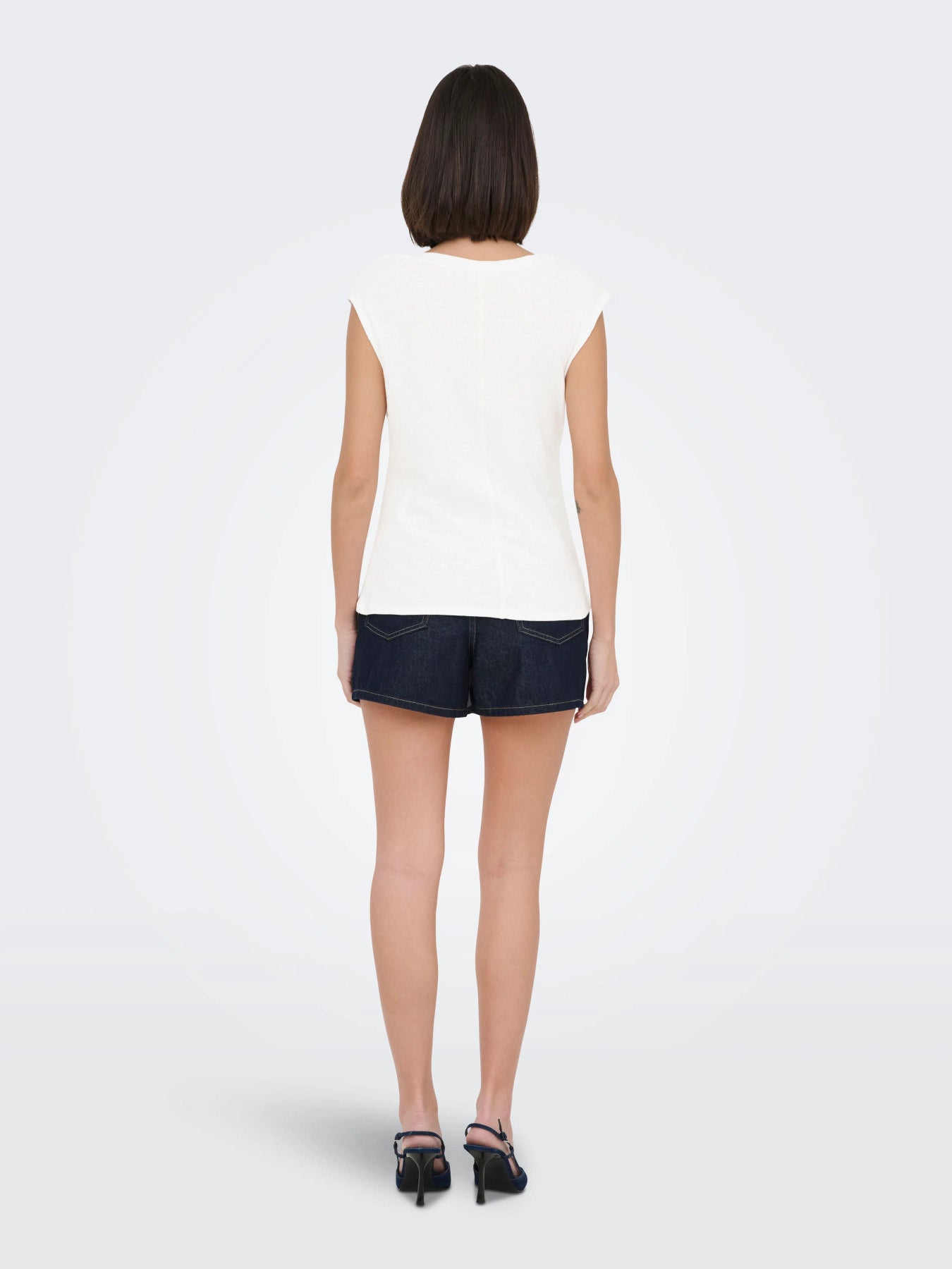 Amy Knot Top