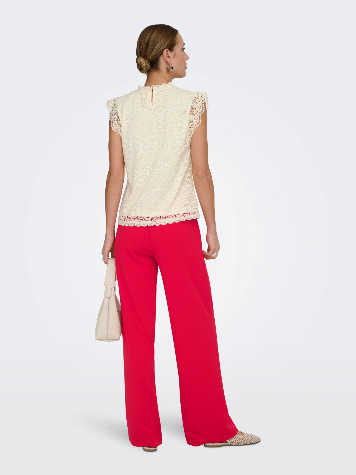 Lotas Lace Top
