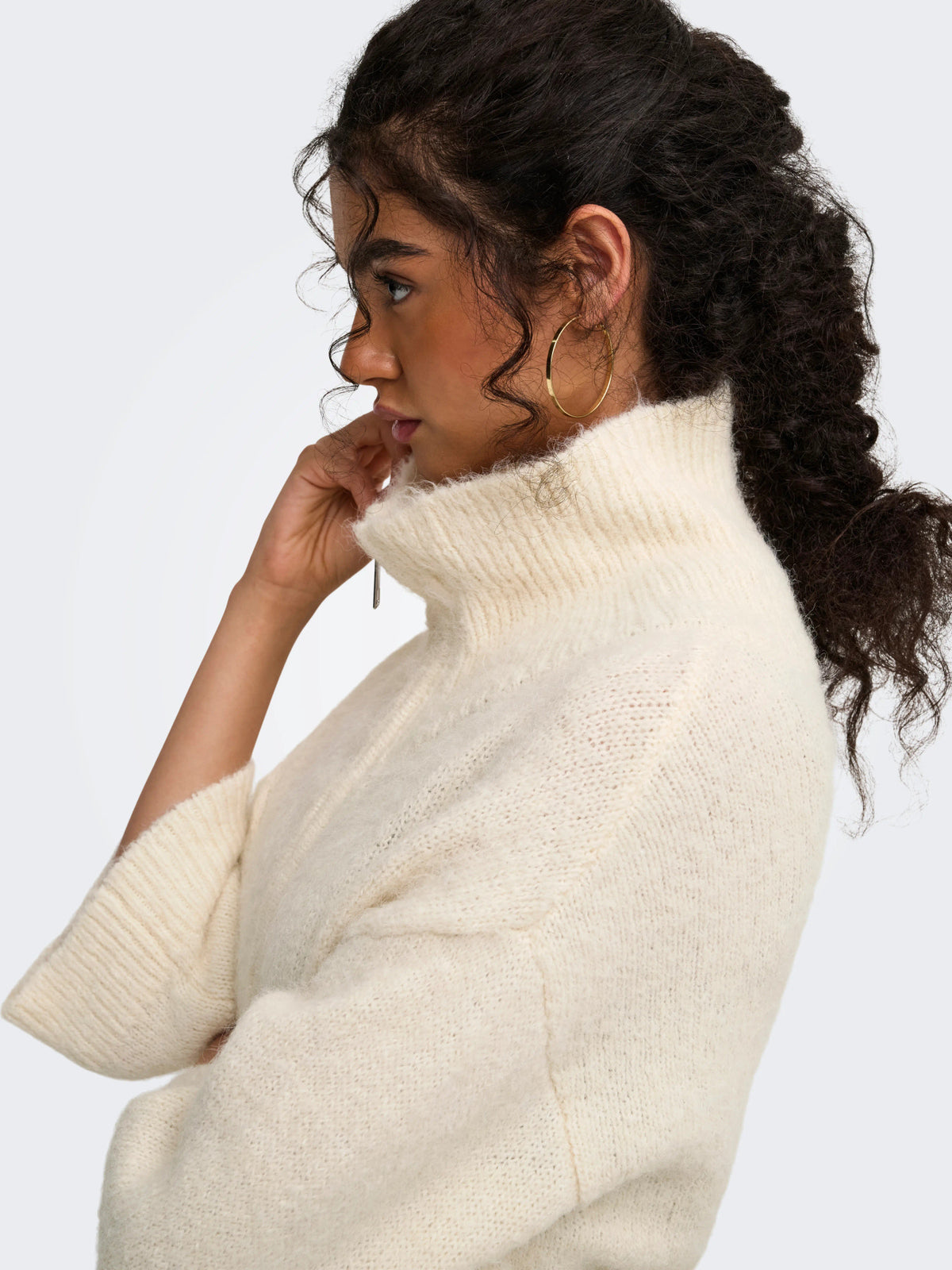 Maggie 3/4 Wide Zip Cardi