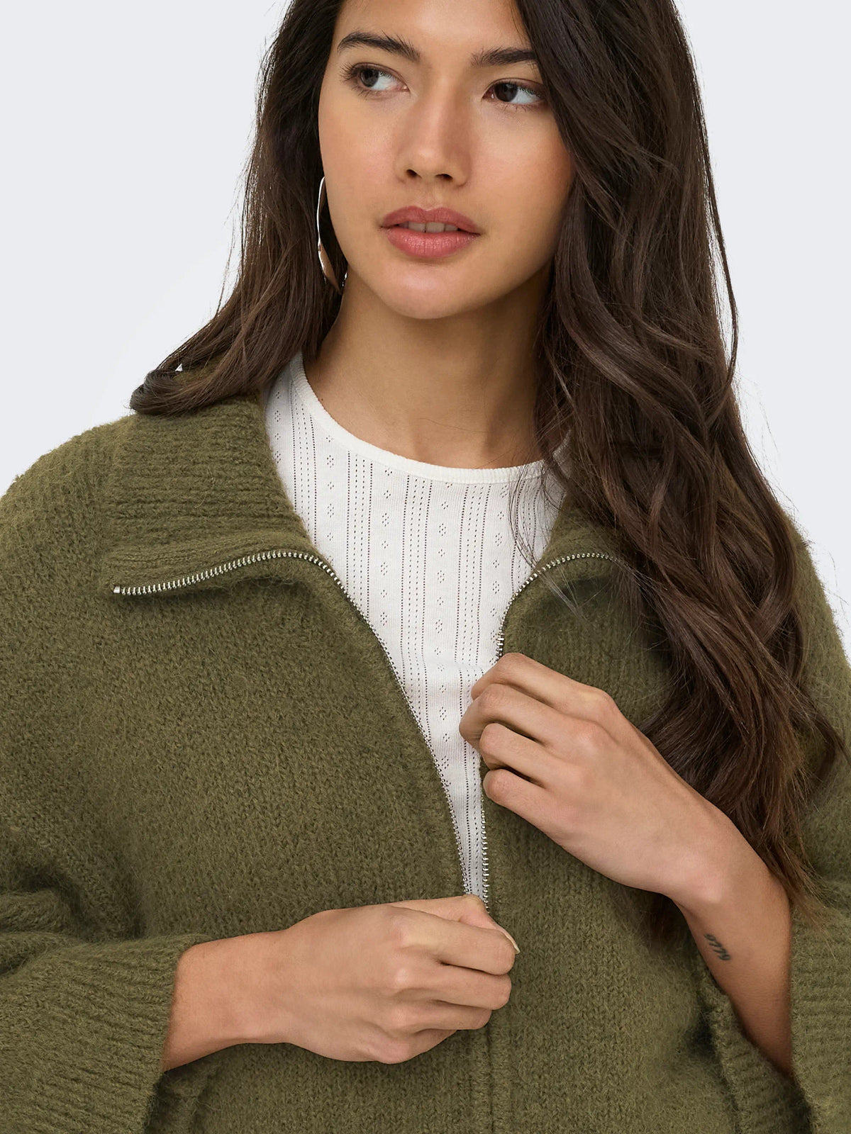 Maggie 3/4 Wide Zip Cardi