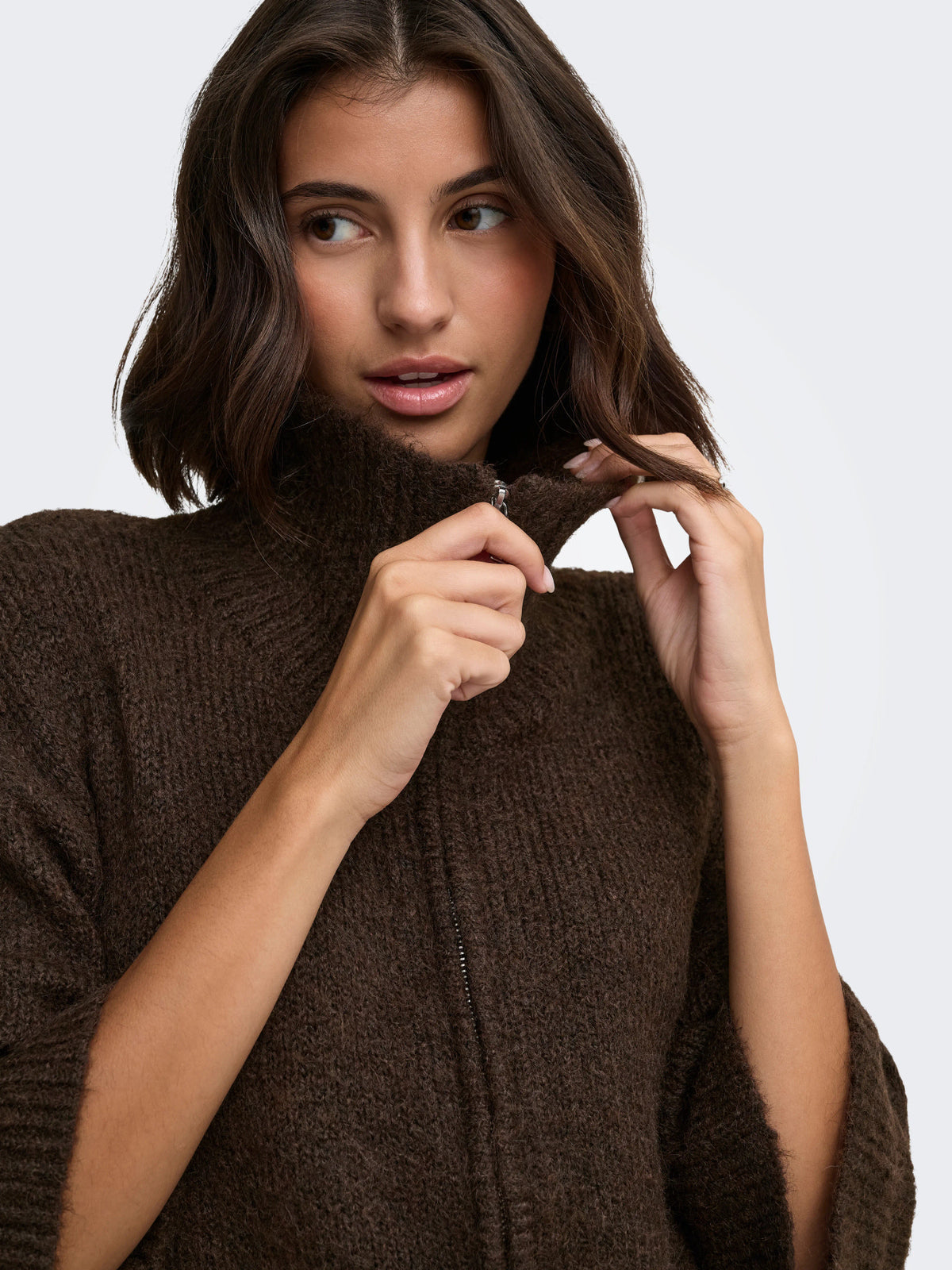 Maggie 3/4 Wide Zip Cardi