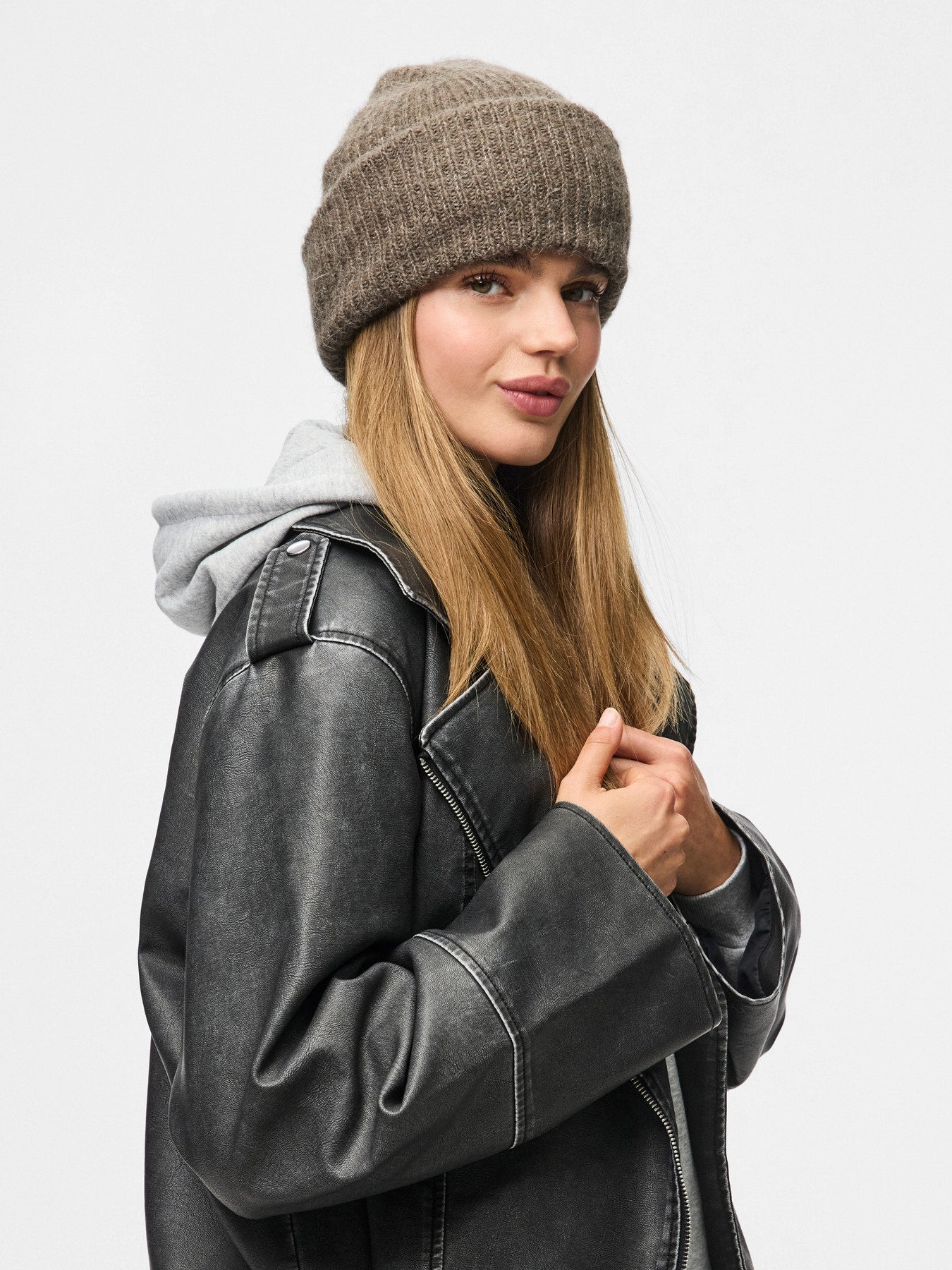 PCBERA WOOL BLEND BEANIE