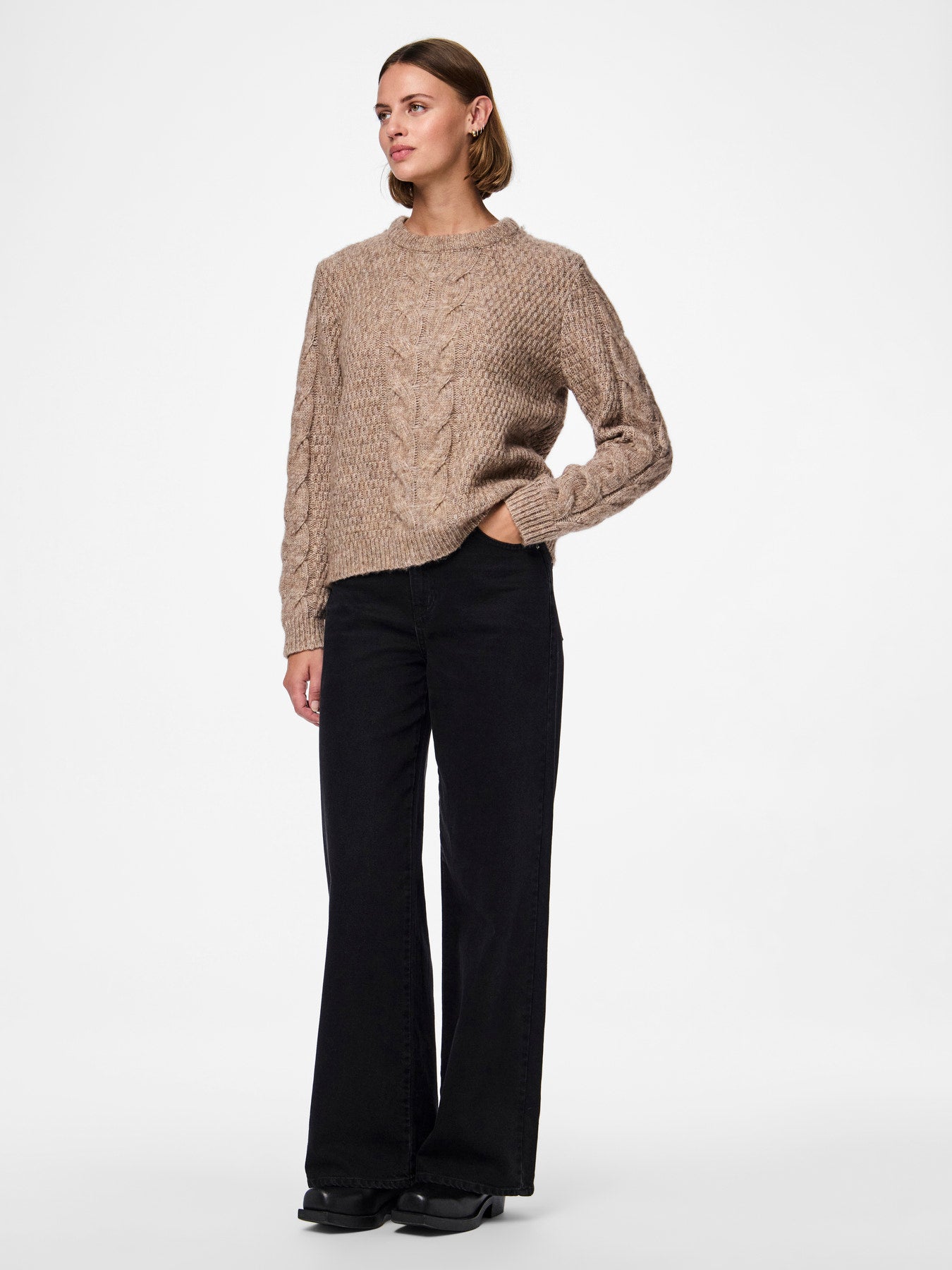 NINA JUMPER
