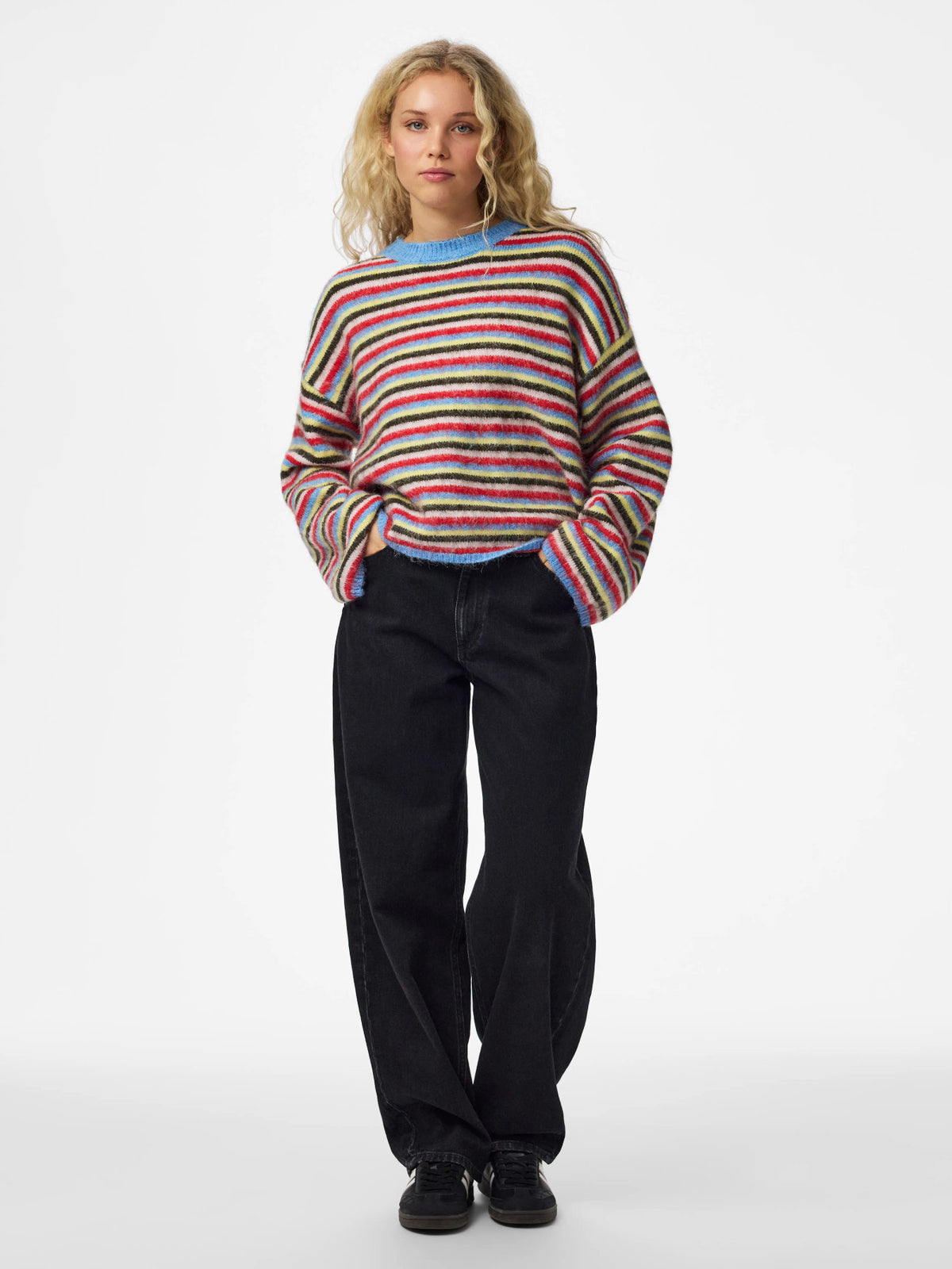 Ada Long Sleeve O-Neck Knit