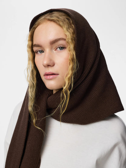 Komma Rib Big Triangle Scarf