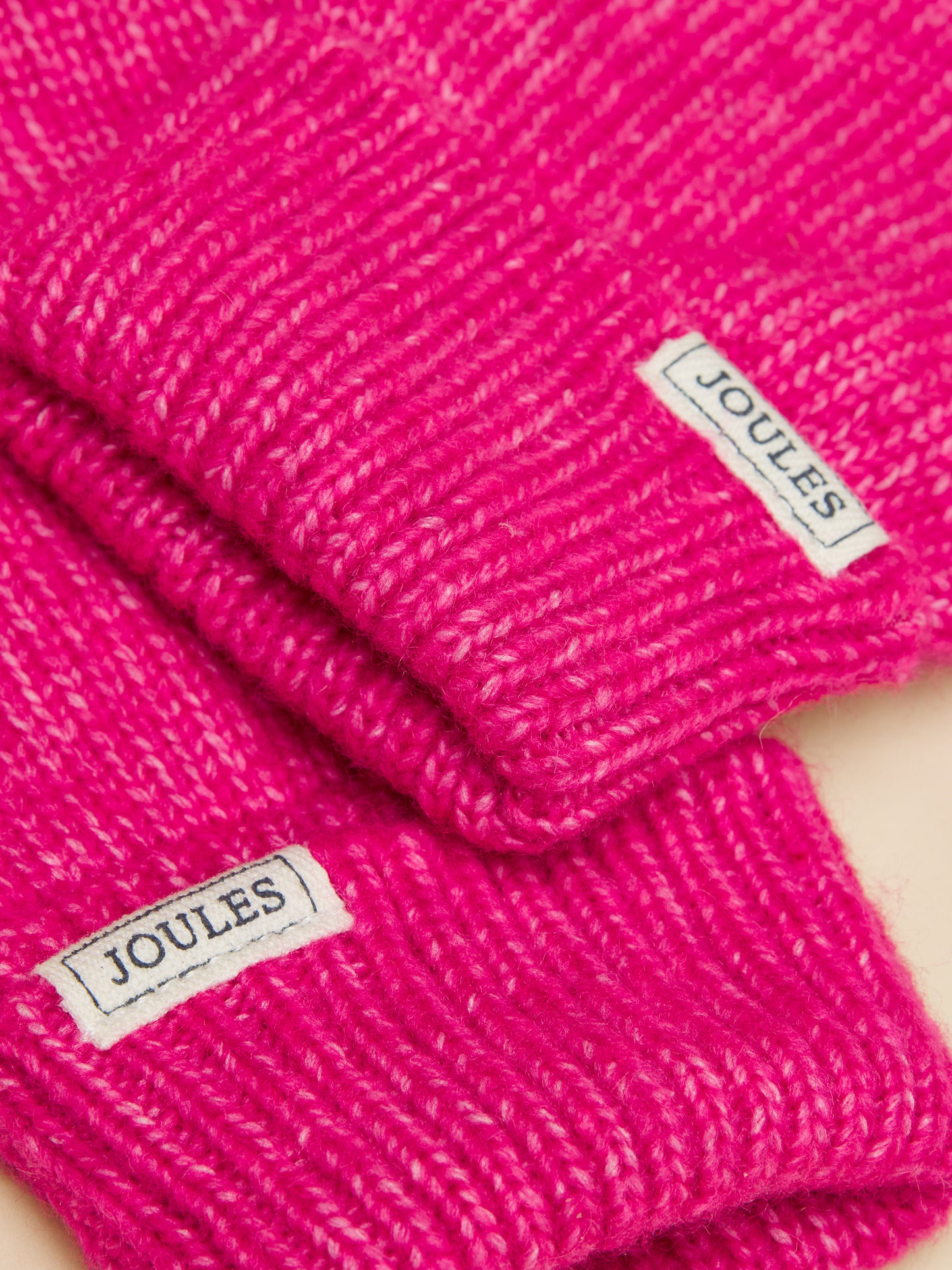 Rosa Glove