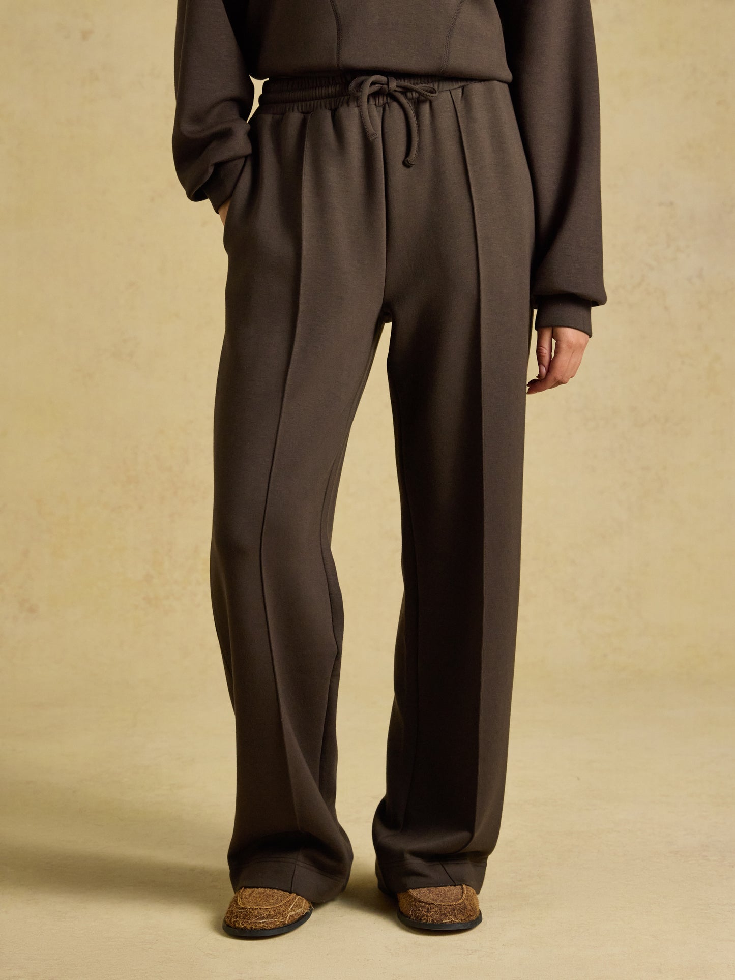 Luxe Club Wide Leg Jogger