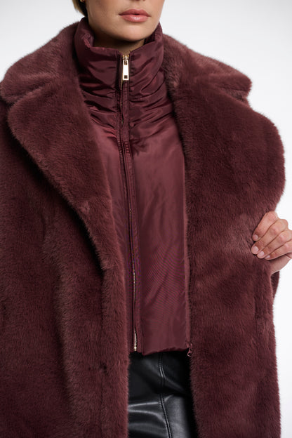 Single breasted faux fur coat with detachable collar