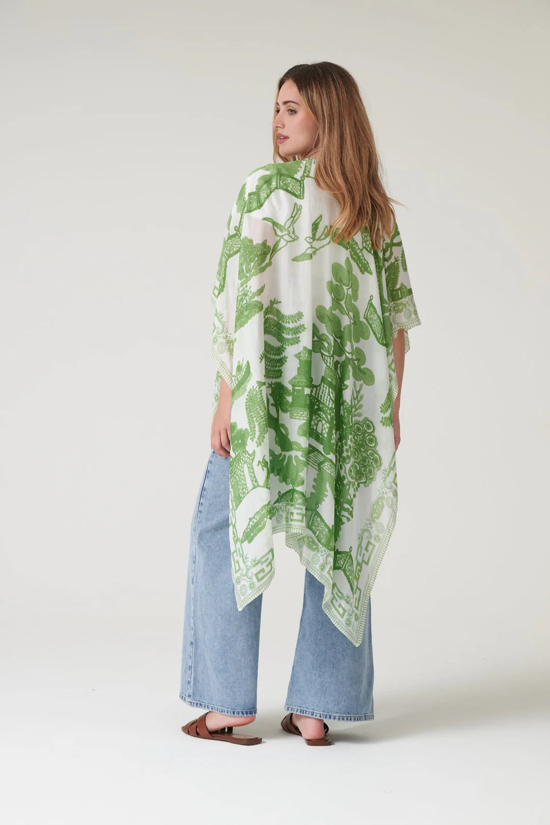 Giant Willow Green Throwover