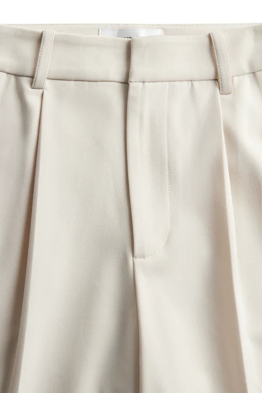 Pleated Wide Leg Trouser