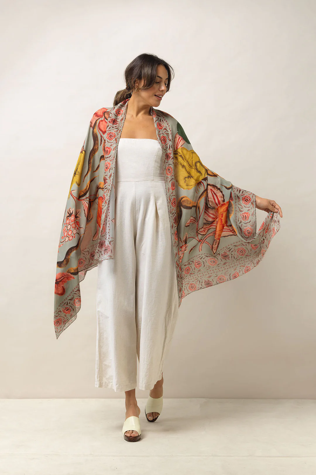 Joy Grey Scarf