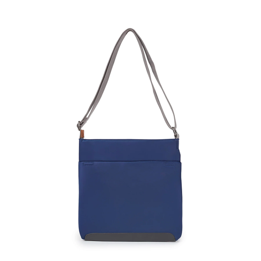 Kennington Crossbody Medium in Crisp Blue