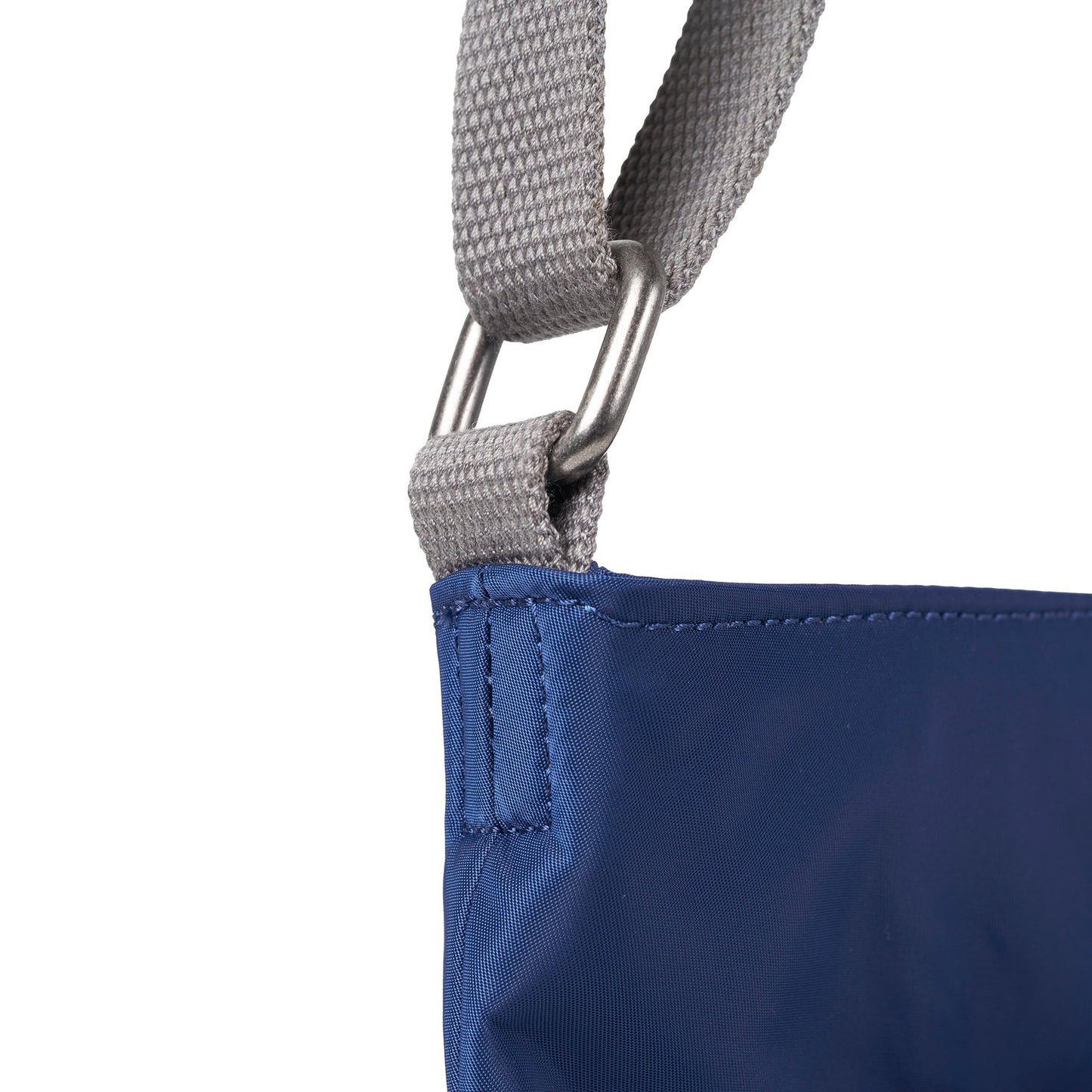 Kennington Crossbody Medium in Crisp Blue