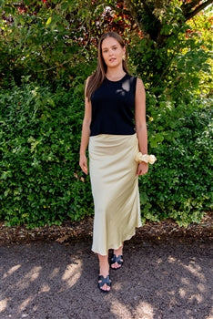 Satin slip skirt in butter yellow - Mediium