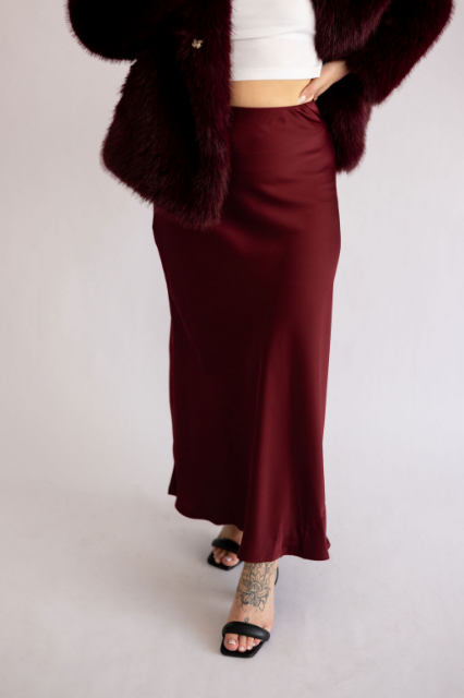 Satin slip skirt in wine - Medium