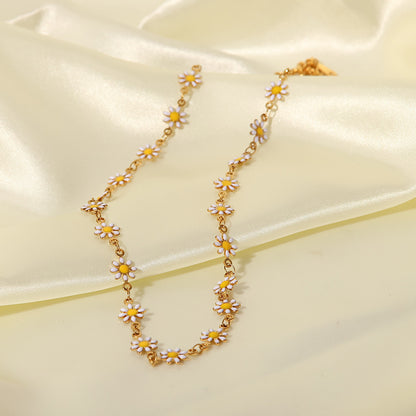 Daisy Necklace