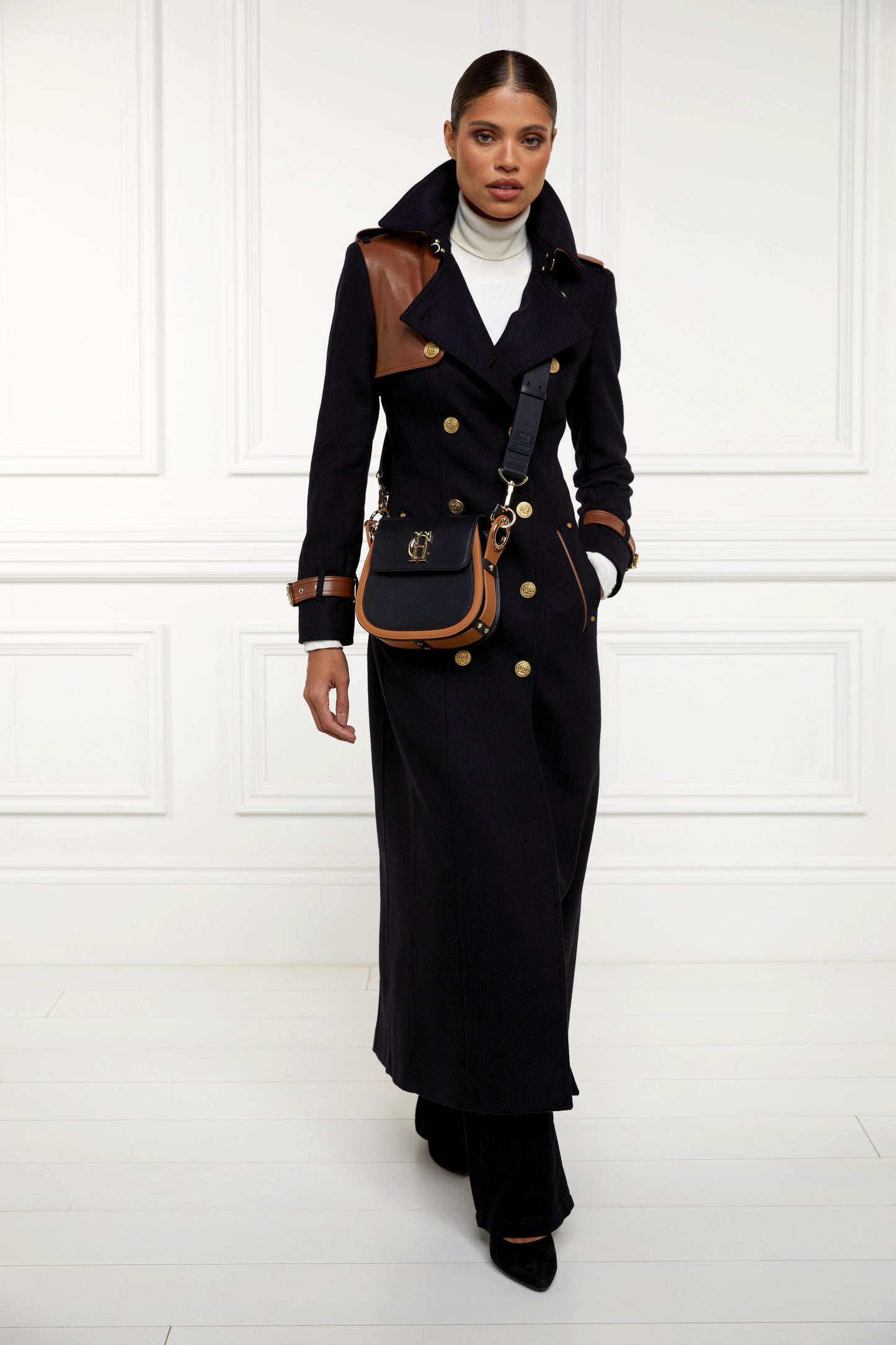 Chelsea Saddle Bag (Black/Tan)