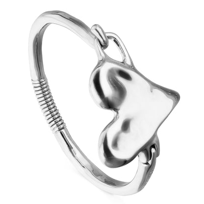 Bangle bracelet with heart detail - M