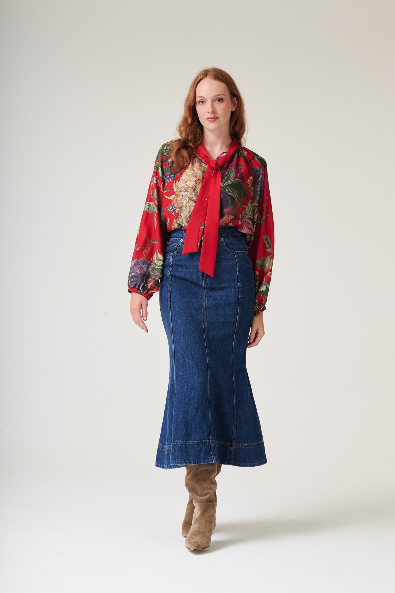 Primula Berry Pussy Bow Blouse S/M