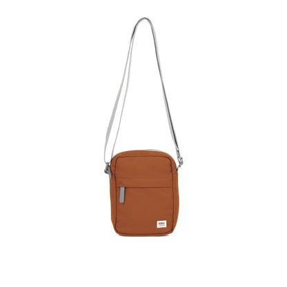 Bond Pocket Crossbody Bag in Bran