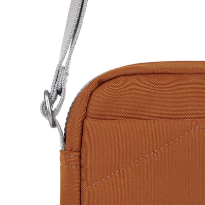Bond Pocket Crossbody Bag in Bran
