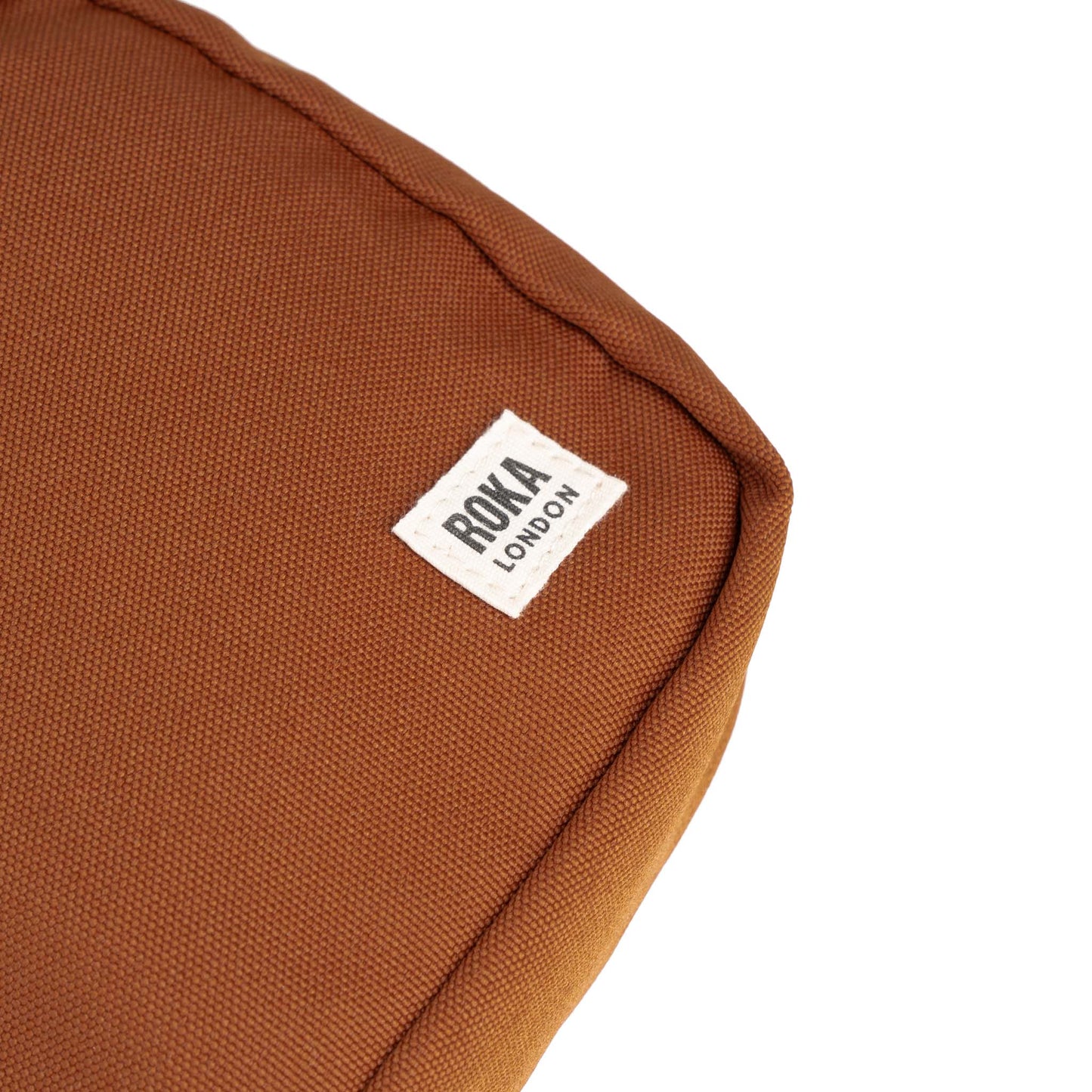 Bond Pocket Crossbody Bag in Bran