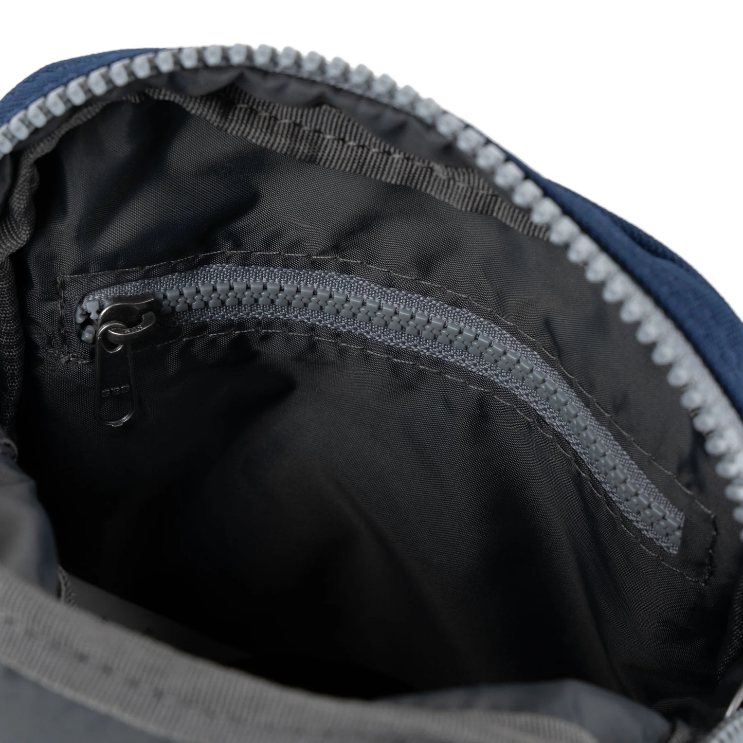 Bond Pocket Crossbody Bag in Crisp Blue