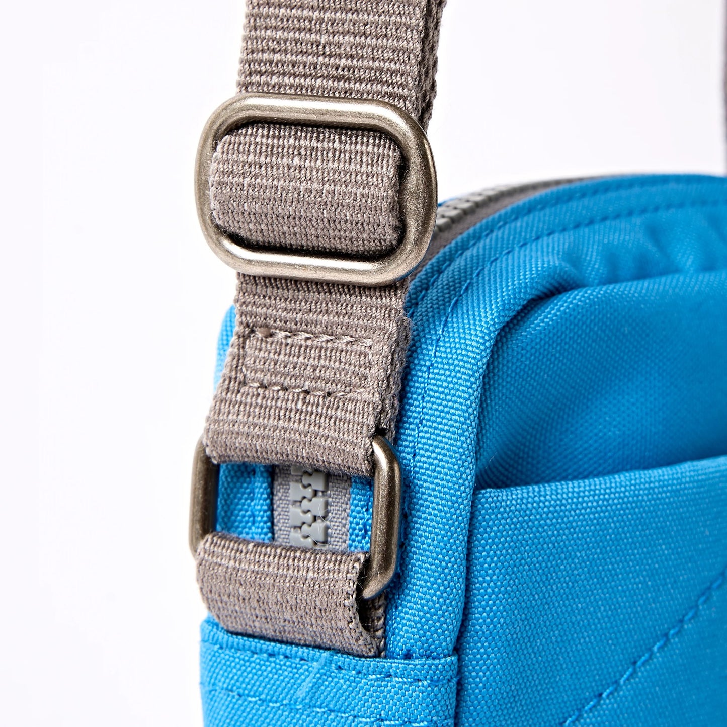 Bond Crossbody Bag in Malibu Blue Canvas