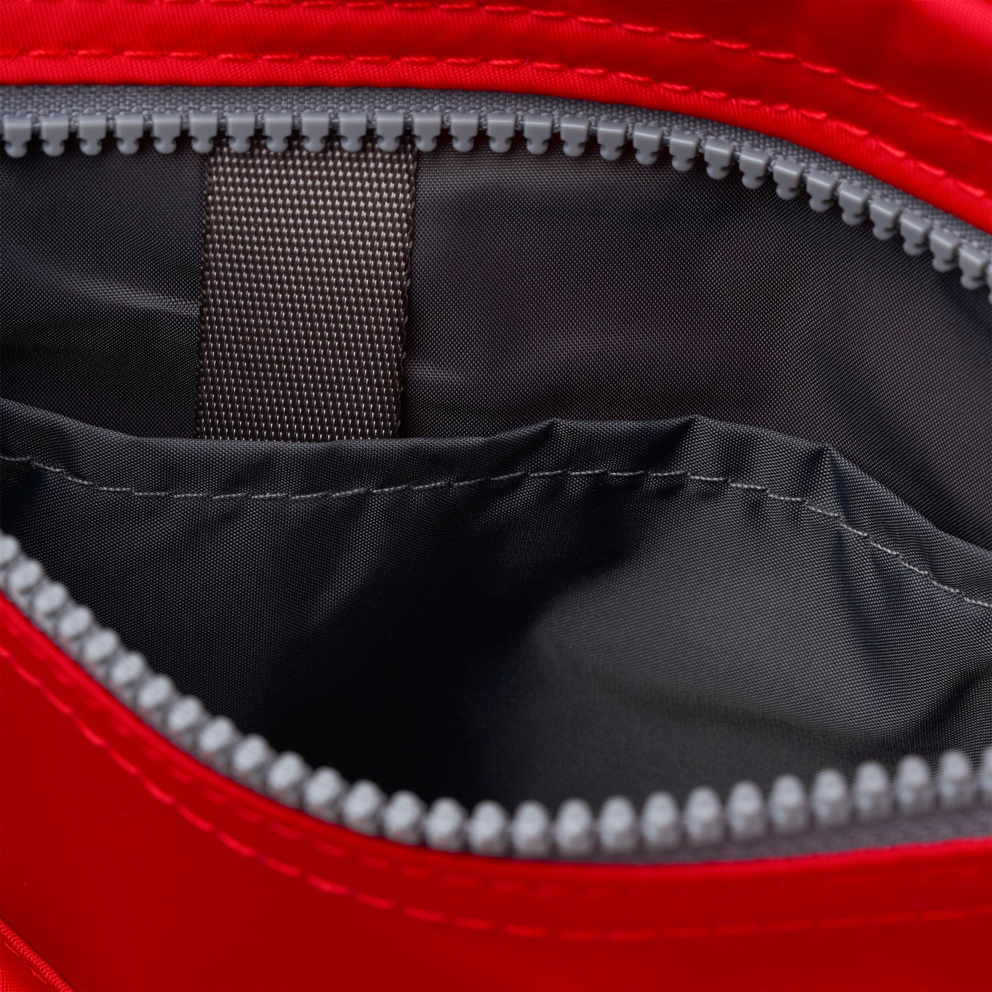 Chelsea B Medium Crossbody Bag in Chilli Oil