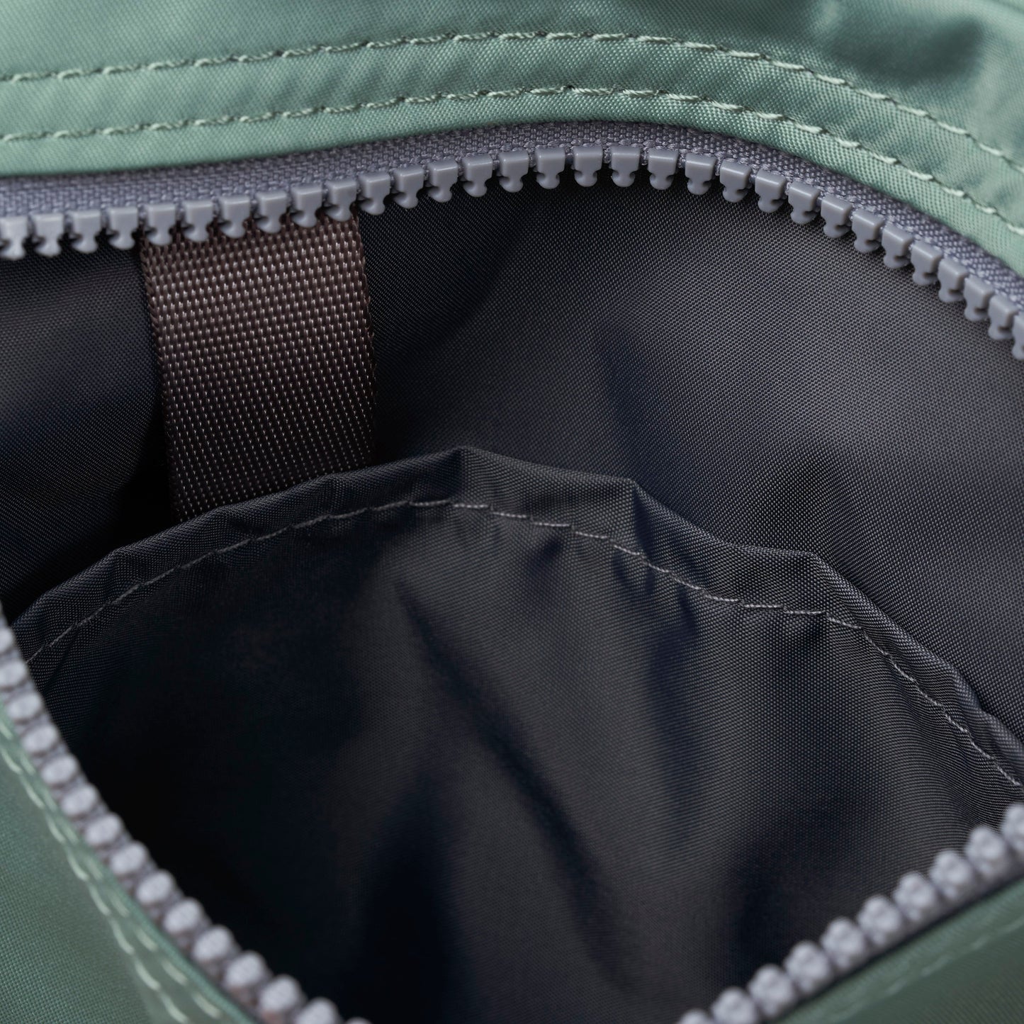 Chelsea B Crossbody in Frost Nylon