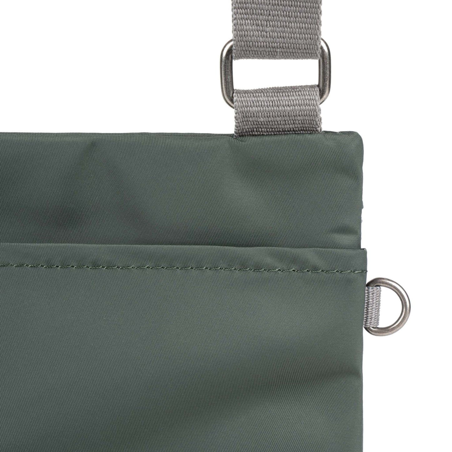 Chelsea B Medium Crossbody Bag in Thyme