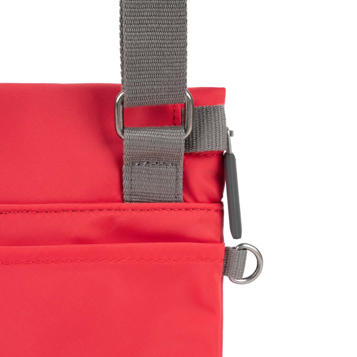 Stratford Poppy Recycled Nylon Small