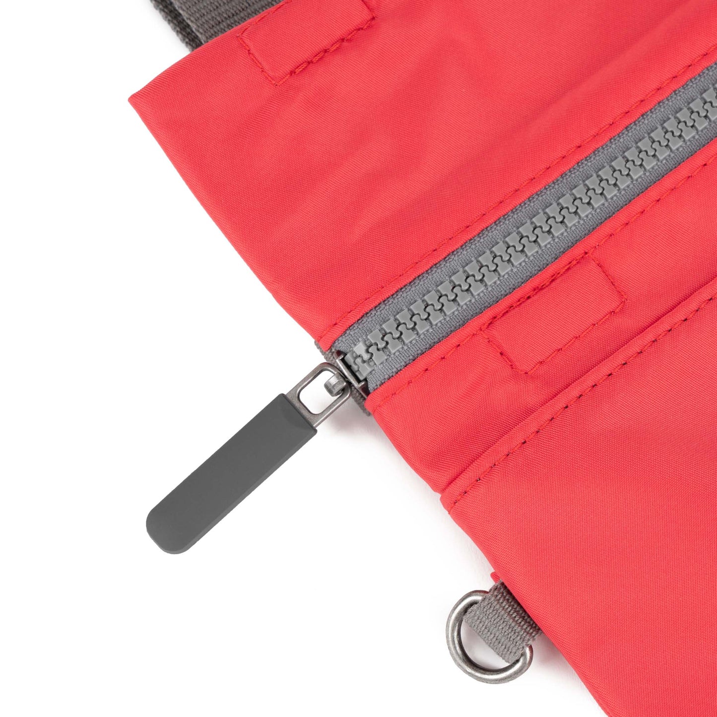 Stratford Poppy Recycled Nylon Small