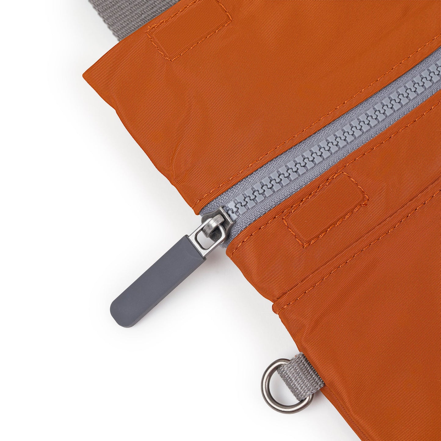 Stratford Crossbody Small in Bran