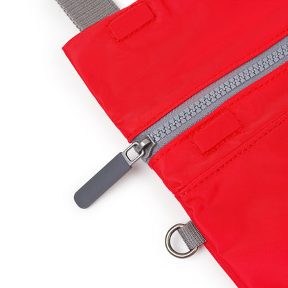 Stratford Crossbody in Chilli Oil