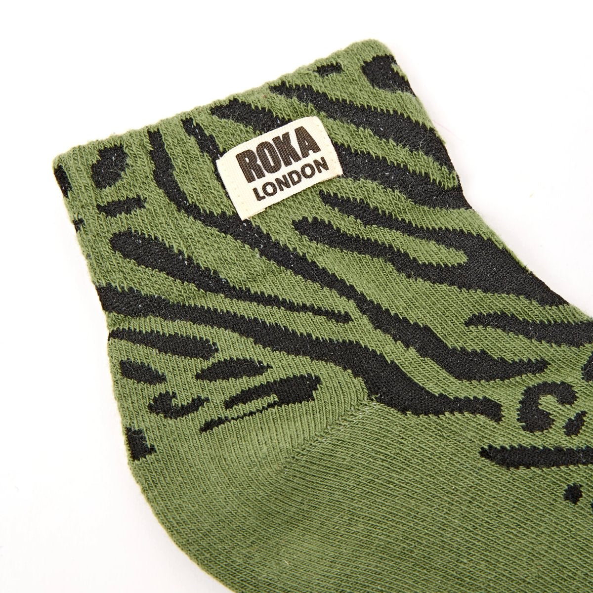 Wembley Ankle Socks in Mixed Animal Artichoke Organic Cotton