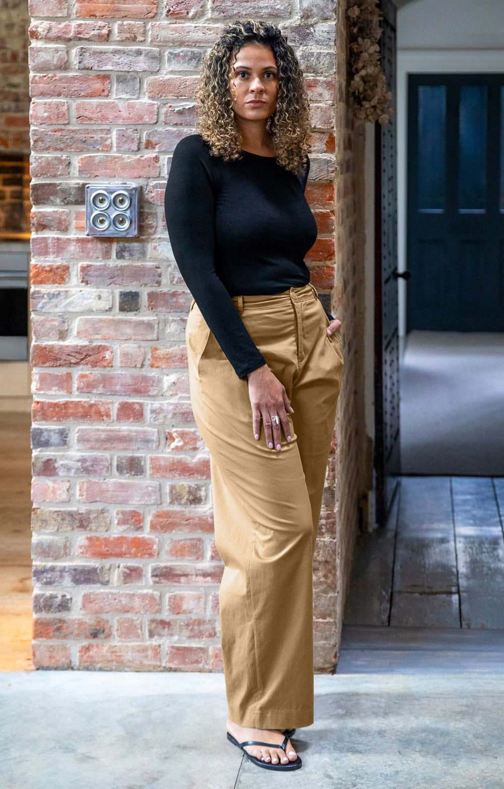 AMELIA TROUSER DARK BEIGE S/M