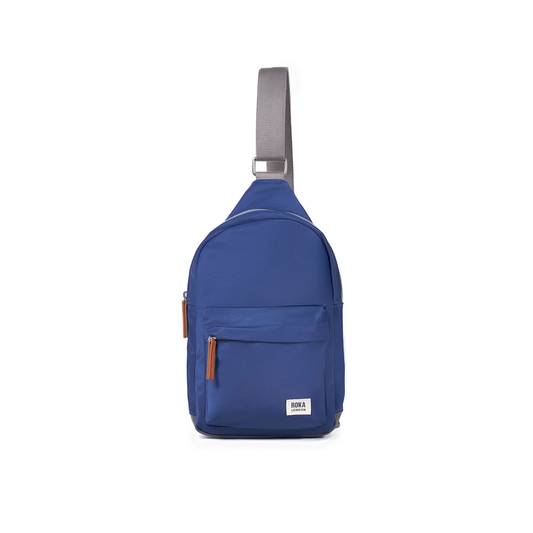 Willesden Sling Bag Large in Crisp Blue