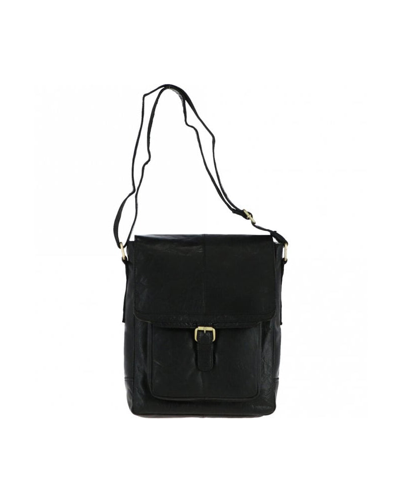 Medium Vintage Wash Leather Travel Bag Black: G-32