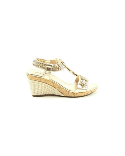 Clara Stud Flower Wedge